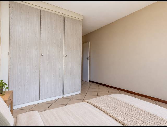 2 BEDROOM APARTMENT FOR SALE IN NOORDWYK
